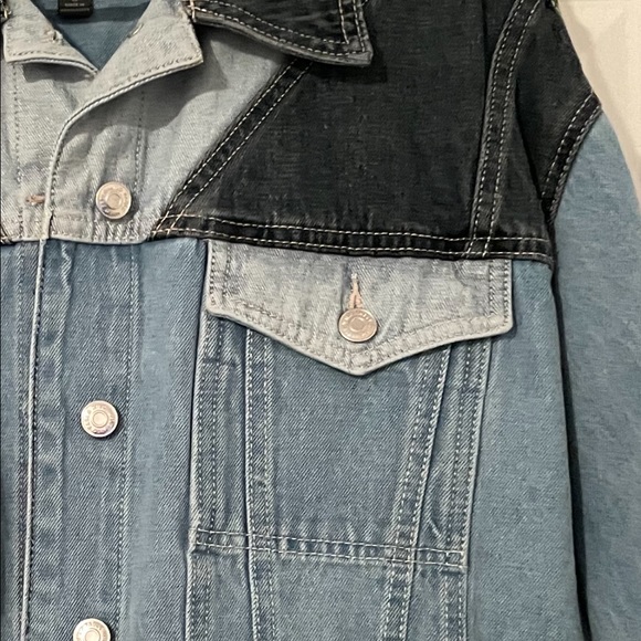 Patchwork Cropped Denim Jacket - Picture 4 of 5